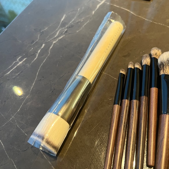 Chantecaille Makeup Brush - Picture 5 of 5